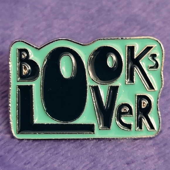 Books Lover Enamel Pin - Picture 4 of 7